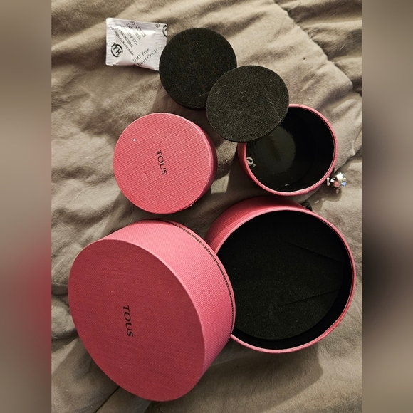 Lot Tous Gift Boxes w Inserts Shopping Bags Bracelet Necklace Ring Charm Jewelry - Picture 10 of 16